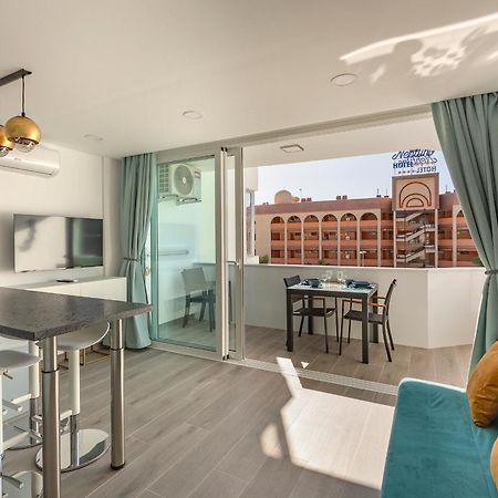 Апартаменты Chic & Stylish Near Yumbo Плайя-дель-Инглес Экстерьер фото