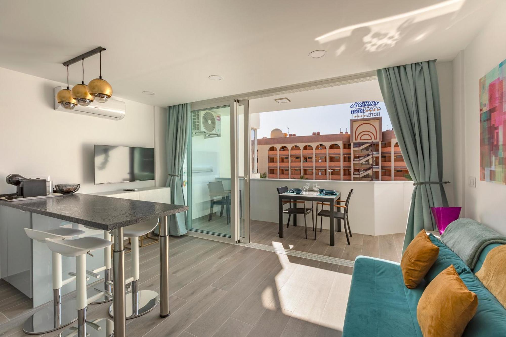 Апартаменты Chic & Stylish Near Yumbo Плайя-дель-Инглес Экстерьер фото
